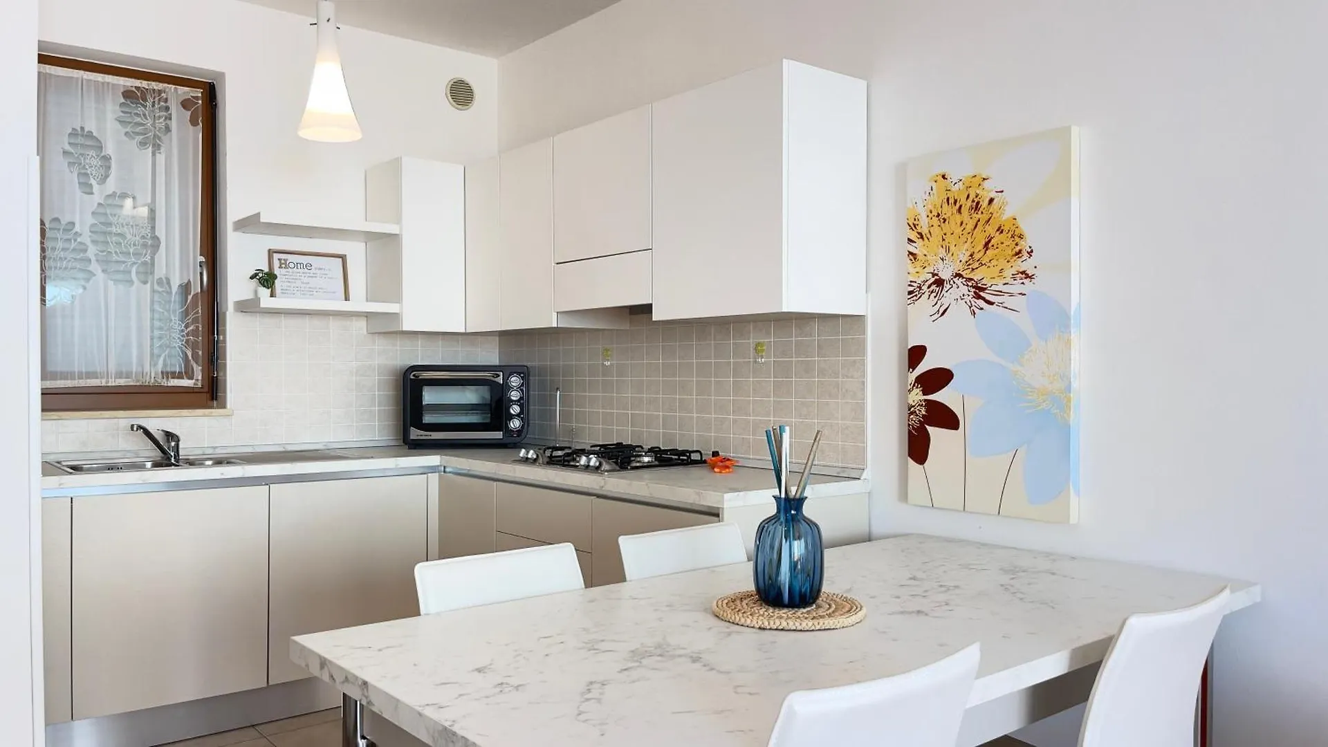 סירמיונה Mazzarona Family Apartment - Luminoso Appartamento Con Piscina Al Secondo Piano איטליה