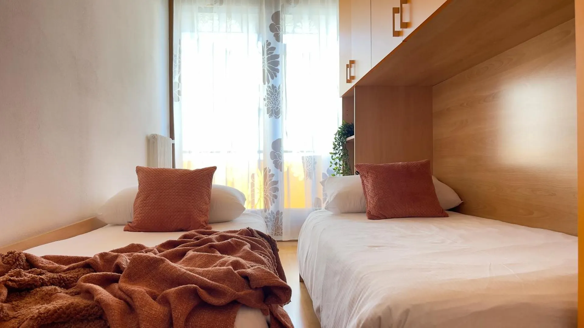 סירמיונה Mazzarona Family Apartment - Luminoso Appartamento Con Piscina Al Secondo Piano איטליה