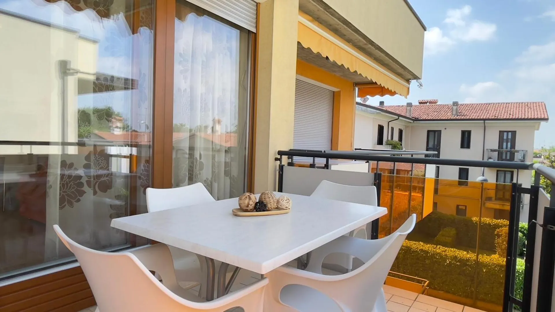 סירמיונה Mazzarona Family Apartment - Luminoso Appartamento Con Piscina Al Secondo Piano איטליה