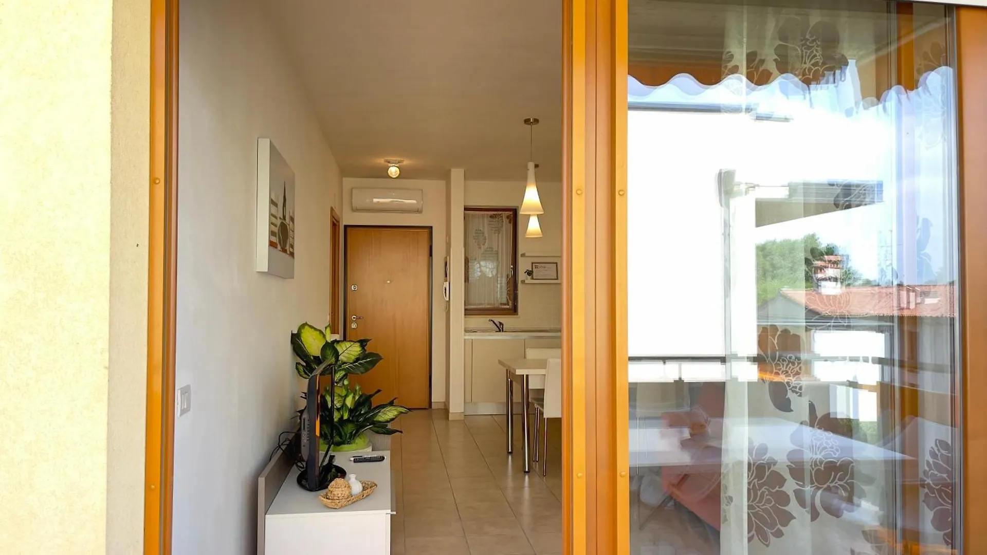 סירמיונה Mazzarona Family Apartment - Luminoso Appartamento Con Piscina Al Secondo Piano